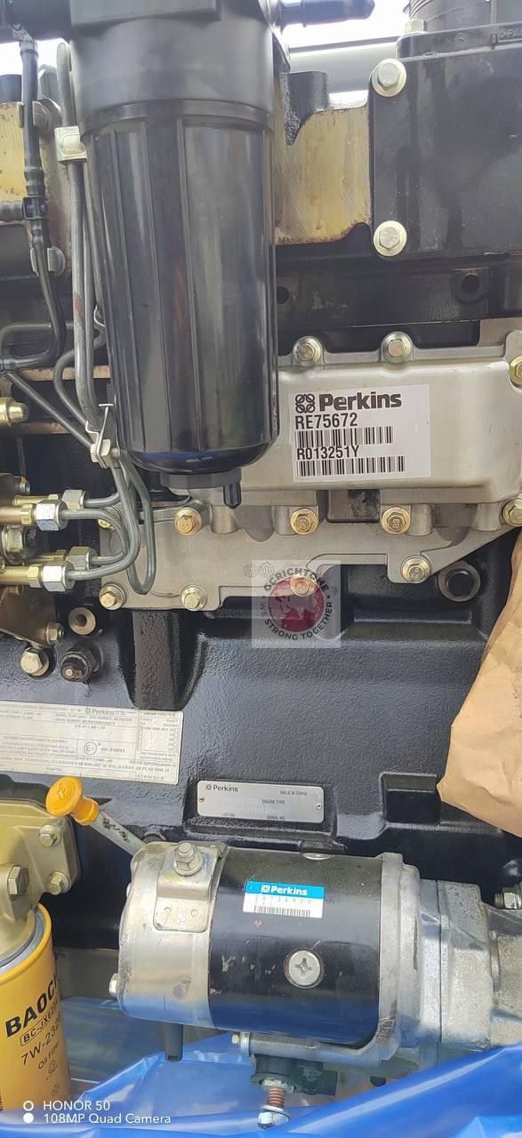 Дизельный двигатель Perkins RE75672 4 Дизельный двигатель Perkins RE75672